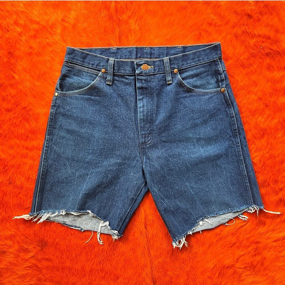 Vintage 90s Wrangler Denim Cutoff Shorts | High Waist Jean Shorts | Cowboy | W32